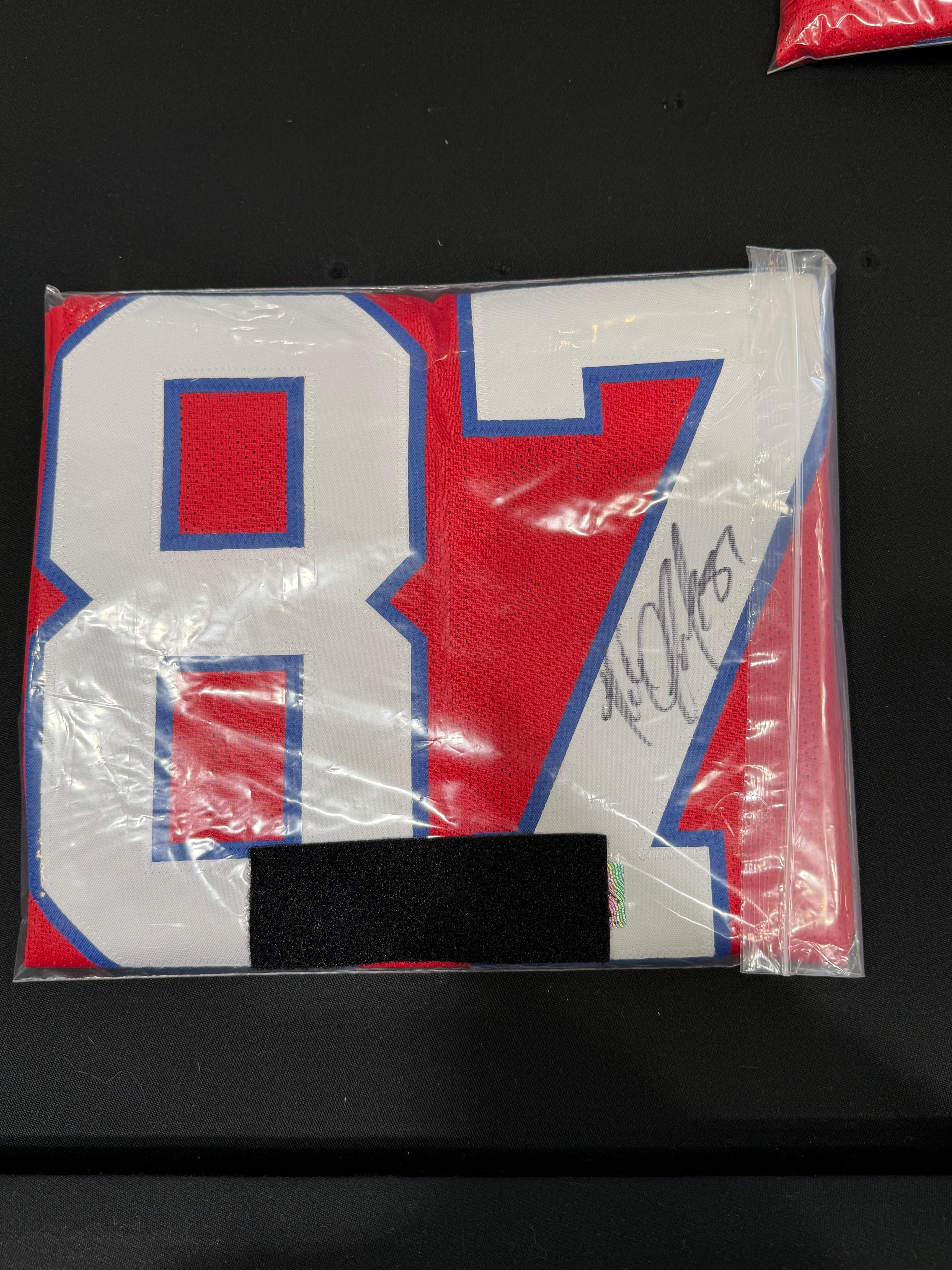 ROB GRONKOWSKI SIGNED NEW ENGLAND PATRIOTS THROWBACK JERSEY BECKETT CERTIFIED